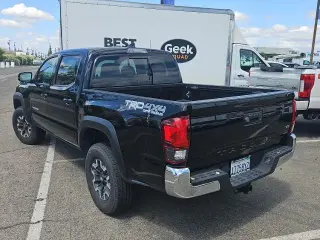 Toyota Tacoma 2018 4x4 TRD Pro 4dr Double Cab 5.0 ft SB 6M