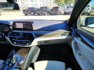 2020 BMW 5 Series 530i xDrive