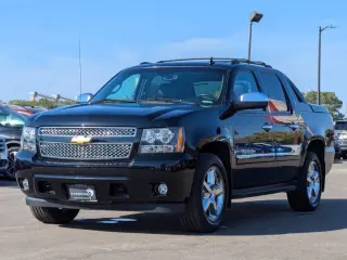 2013 Chevrolet Avalanche LTZ Black Diamond
