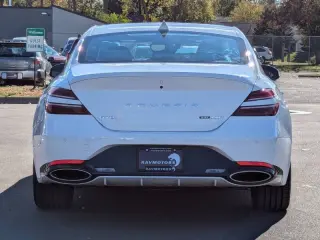 2023 Genesis G70 3.3T Standard