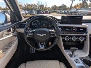 2023 Genesis G70 3.3T Standard
