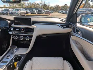 2023 Genesis G70 3.3T Standard