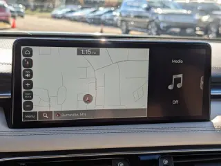 2023 Genesis G70 3.3T Standard