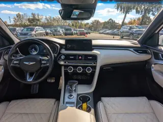 2023 Genesis G70 3.3T Standard