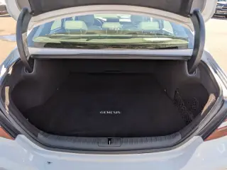 2023 Genesis G70 3.3T Standard