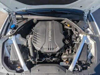 2023 Genesis G70 3.3T Standard