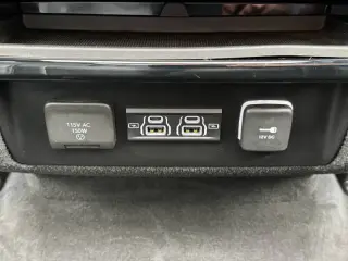 2024 Jeep Wagoneer Carbide