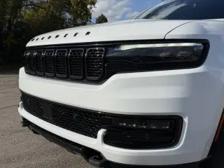 2024 Jeep Wagoneer Carbide