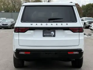 2024 Jeep Wagoneer Carbide