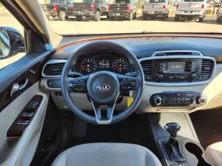 2017 Kia Sorento LX V6