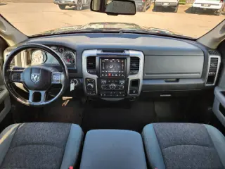 2018 RAM 1500 SLT