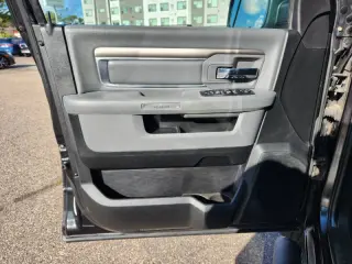 2018 RAM 1500 SLT