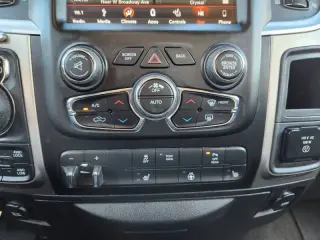 2018 RAM 1500 SLT