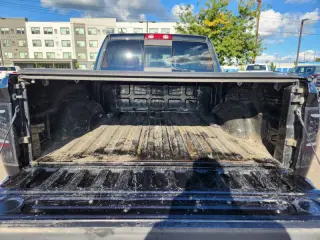 2018 RAM 1500 SLT