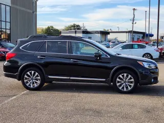 2017 Subaru Outback 3.6R Touring