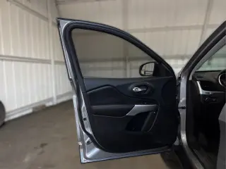 Jeep Cherokee 2018 4x4 Trailhawk L Plus 4dr SUV