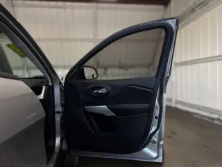 Jeep Cherokee 2018 4x4 Trailhawk L Plus 4dr SUV