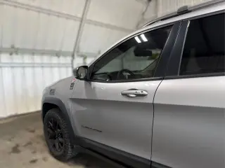 Jeep Cherokee 2018 4x4 Trailhawk L Plus 4dr SUV