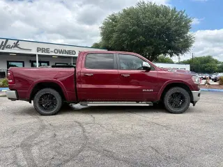 Ram 1500 2022 4x2 Laramie 4dr Crew Cab 5.6 ft. SB Pickup