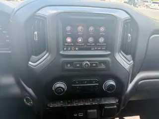 Chevrolet Silverado 1500 2023 4x2 Custom 4dr Crew Cab 5.8 ft. SB