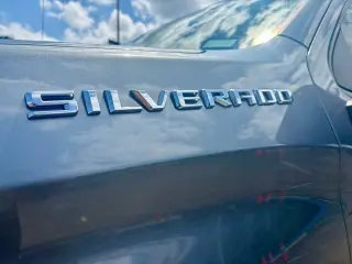 Chevrolet Silverado 1500 2023 4x2 Custom 4dr Crew Cab 5.8 ft. SB