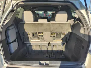 2018 Toyota Sienna XLE 7-Passenger Auto Access Seat