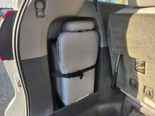 2018 Toyota Sienna XLE 7-Passenger Auto Access Seat