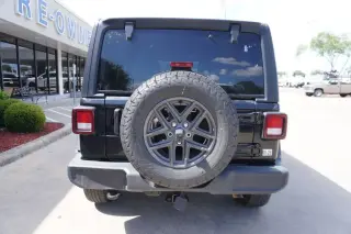Jeep Wrangler 2024 4x4 Sport 4dr SUV