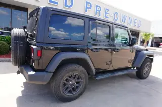 Jeep Wrangler 2024 4x4 Sport 4dr SUV