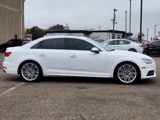 2017 Audi A4 2.0T quattro Premium Plus