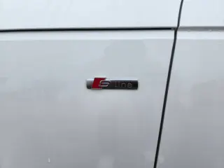 2017 Audi A4 2.0T quattro Premium Plus