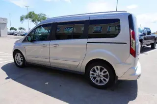 Ford Transit Connect 2017 XLT 4dr LWB Mini-Van w/Rear Liftgate