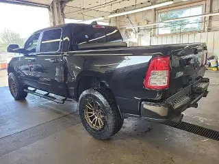 Ram 1500 2020 4x2 Big Horn 4dr Crew Cab 5.6 ft. SB Pickup