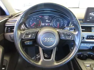 Audi A4 2019 Titanium 40 TFSI Sedán de 4 puertas