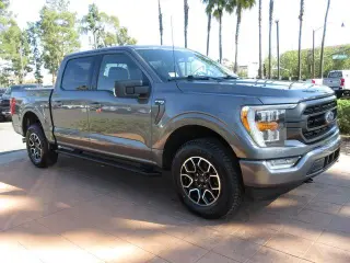 Ford F-150 2023 4x4 XLT 4dr SuperCrew 5.5 ft. SB