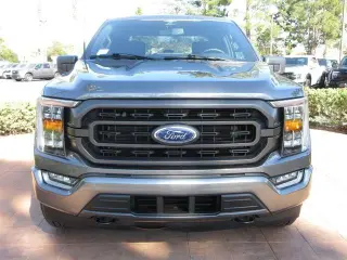 Ford F-150 2023 4x4 XLT 4dr SuperCrew 5.5 ft. SB