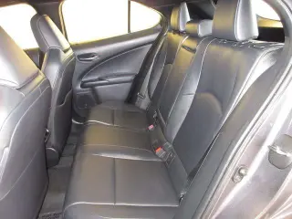 Lexus UX 200 2022 4dr Crossover