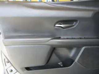 Lexus UX 200 2022 4dr Crossover