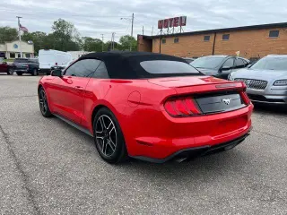 Ford Mustang 2021 EcoBoost 2dr Convertible