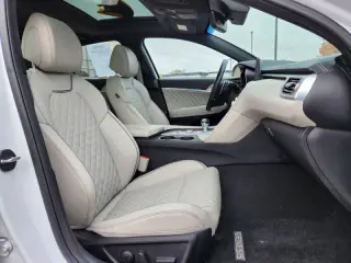 2023 Genesis G70 3.3T Standard