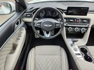 2023 Genesis G70 3.3T Standard