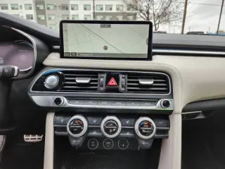 2023 Genesis G70 3.3T Standard