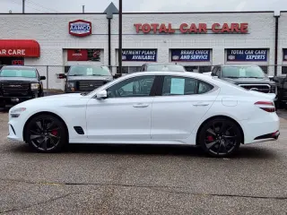 2023 Genesis G70 3.3T Standard