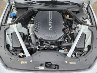 2023 Genesis G70 3.3T Standard
