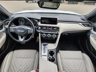 2023 Genesis G70 3.3T Standard