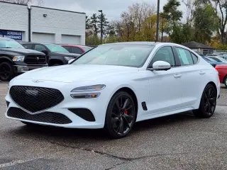 2023 Genesis G70 3.3T Standard