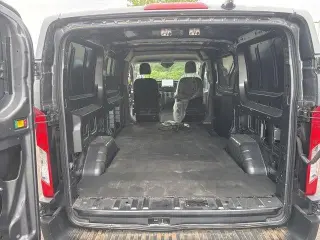 Ford E-Transit 2023 350 3dr SWB Low Roof Cargo Van