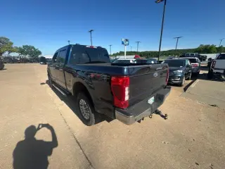 Ford F-250 Super Duty 2022 4x4 King Ranch 4dr Crew Cab 6.8 ft. SB Pickup
