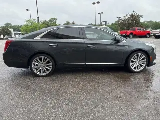 Cadillac XTS 2018 AWD Platinum 4dr Sedan