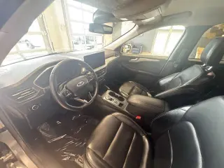 Ford Escape 2024 AWD Platinum 4dr SUV